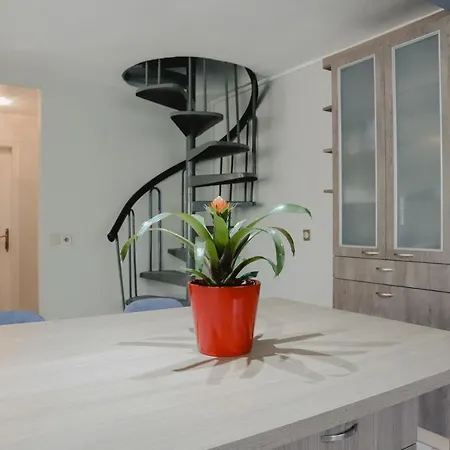 Angelika Nea Iraklitsa Villa *