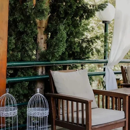 Angelika Nea Iraklitsa Villa *