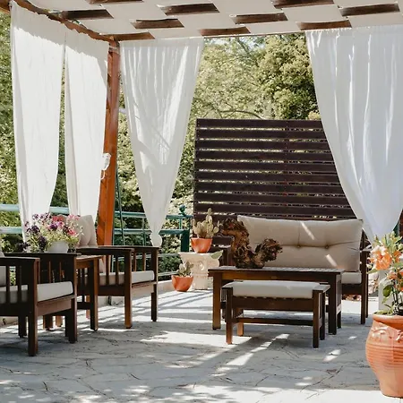 Angelika Nea Iraklitsa Кавала